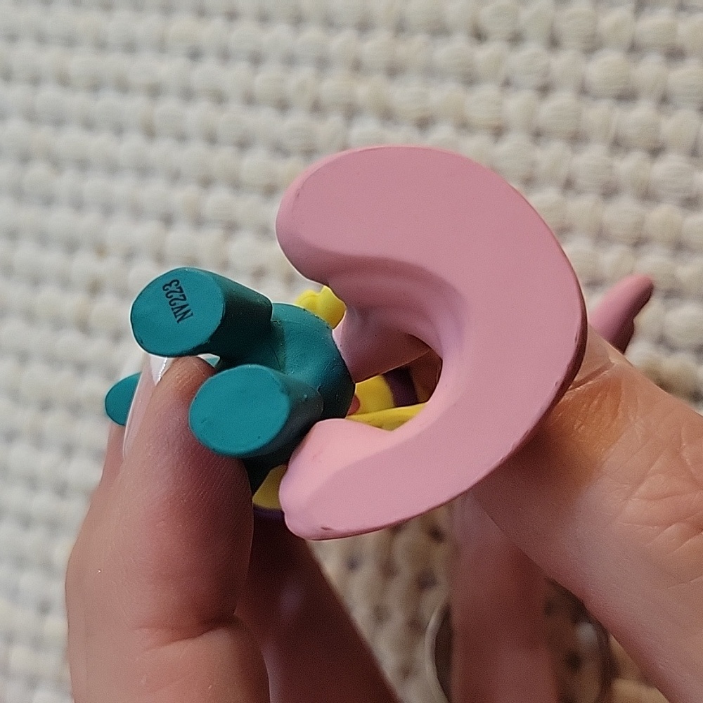 FUNKO FLUTTERSHY MY LITTLE PONY KEYCHAIN - Picture 6 of 7
